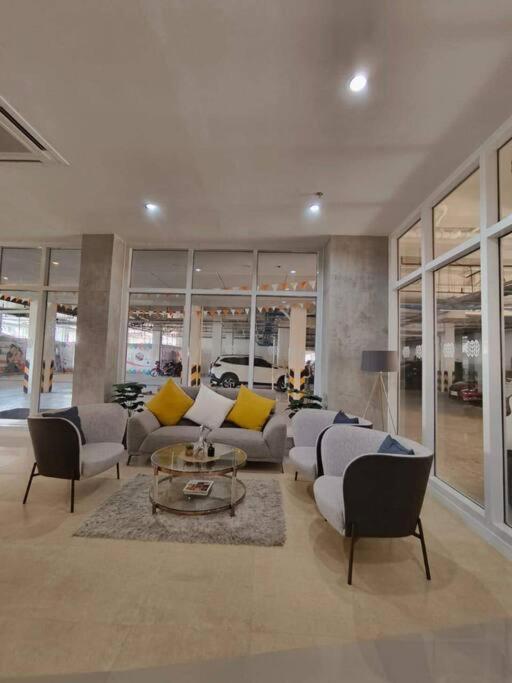 Appartamento Platform 361 Cebu Esterno foto